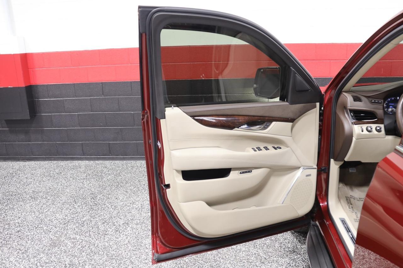 2016 Cadillac Escalade Luxury Collection 4dr Suv Skokie IL