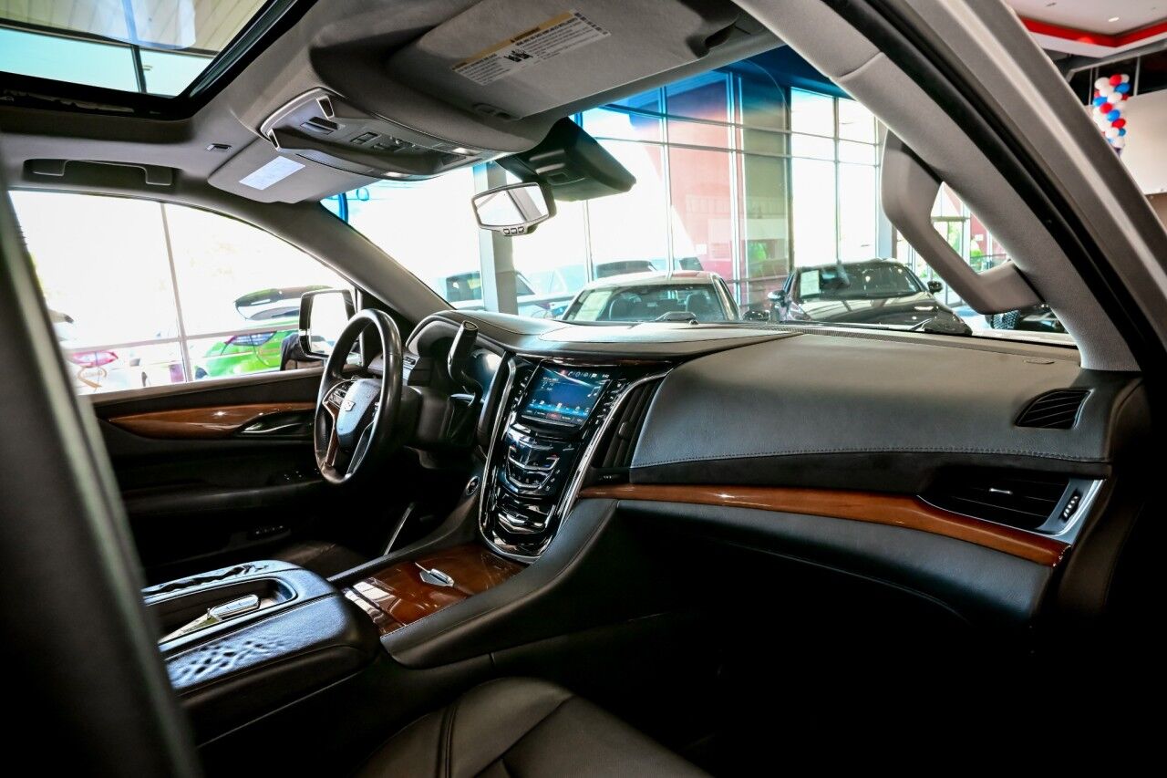 2016 Cadillac Escalade Luxury Collection, Rear Entertainment Springfield NJ
