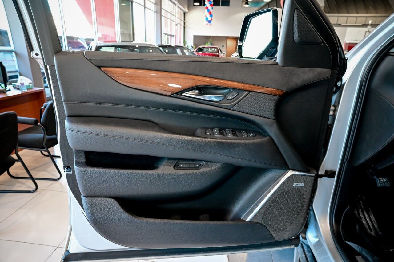 2016 Cadillac Escalade Luxury Collection, Rear Entertainment Springfield NJ