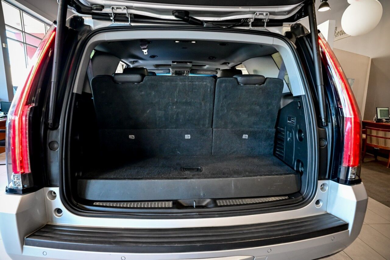 2016 Cadillac Escalade Luxury Collection, Rear Entertainment Springfield NJ