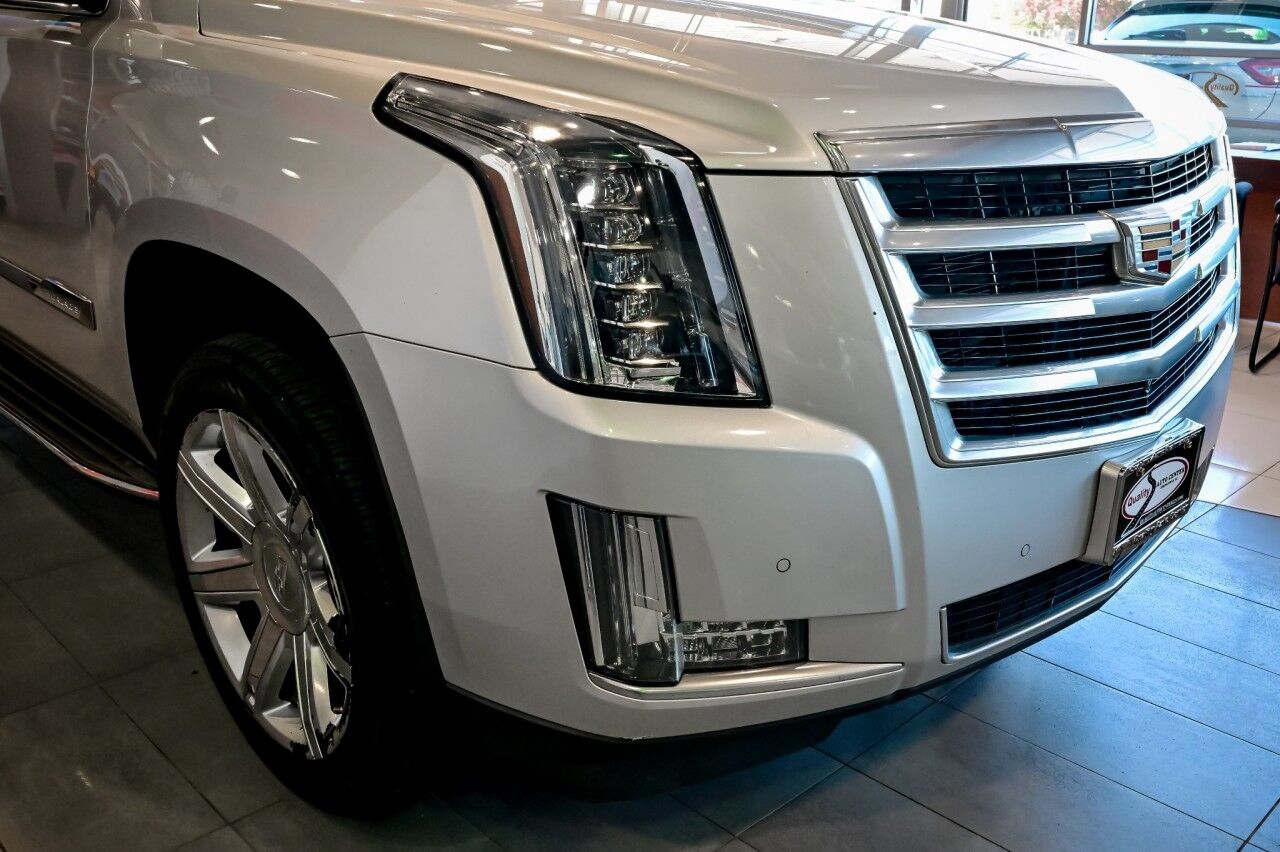 2016 Cadillac Escalade Luxury Collection, Rear Entertainment Springfield NJ