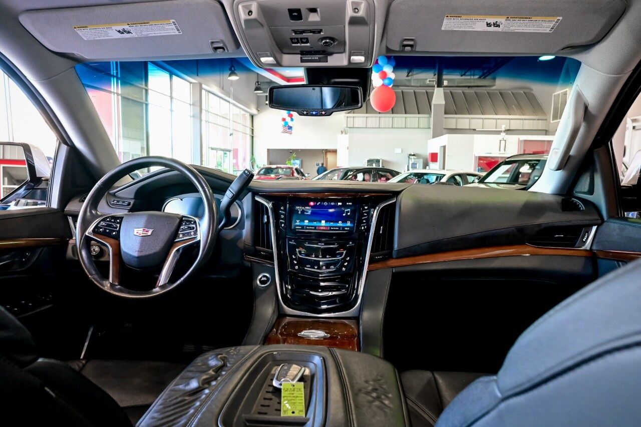 2016 Cadillac Escalade Luxury Collection, Rear Entertainment Springfield NJ