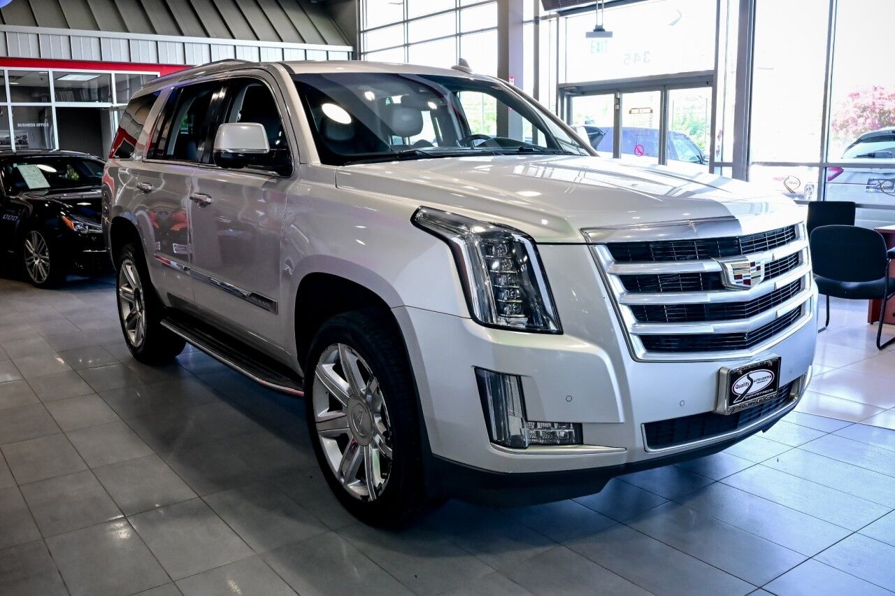 2016 Cadillac Escalade Luxury Collection, Rear Entertainment Springfield NJ