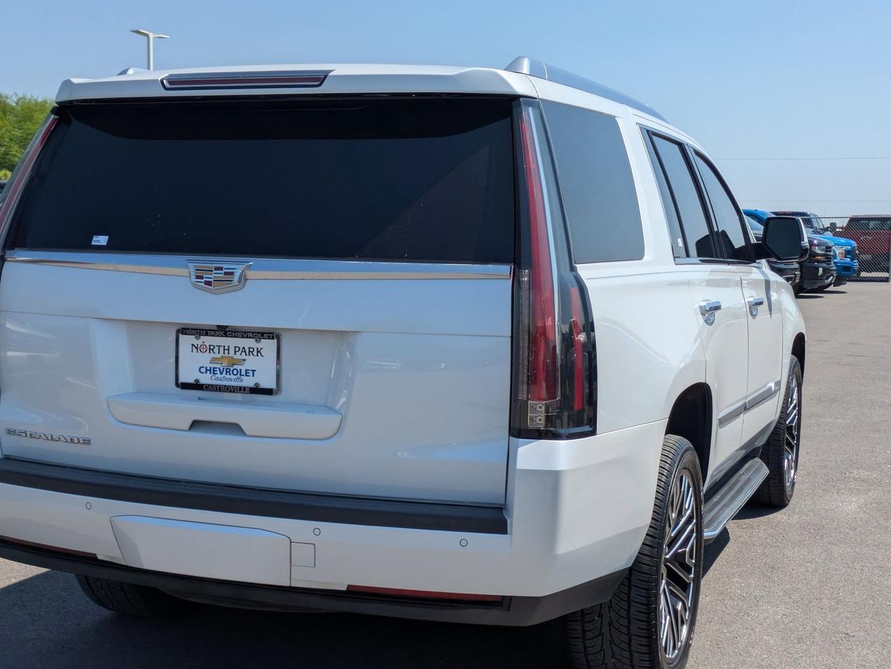 2016 Cadillac Escalade Luxury Collection Castroville TX