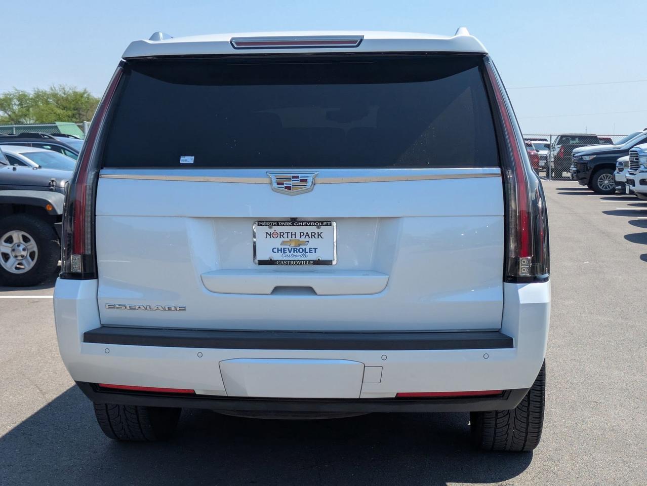 2016 Cadillac Escalade Luxury Collection Castroville TX