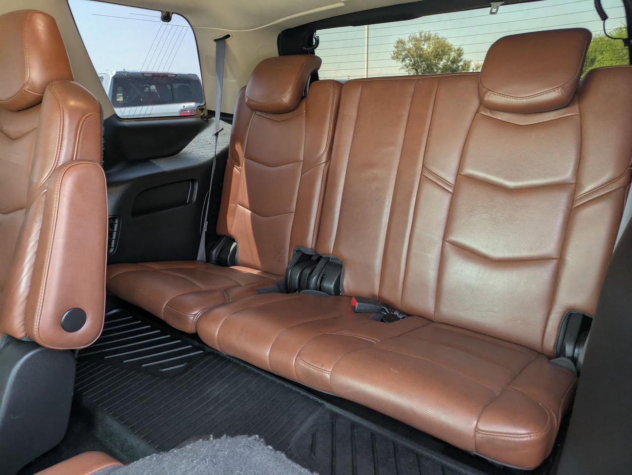 2016 Cadillac Escalade Luxury Collection Castroville TX