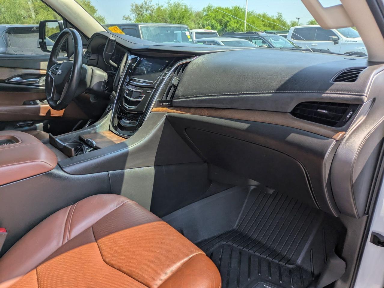 2016 Cadillac Escalade Luxury Collection Castroville TX