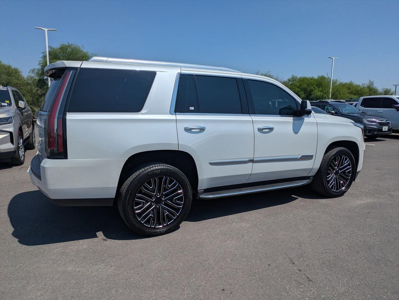 2016 Cadillac Escalade Luxury Collection Castroville TX