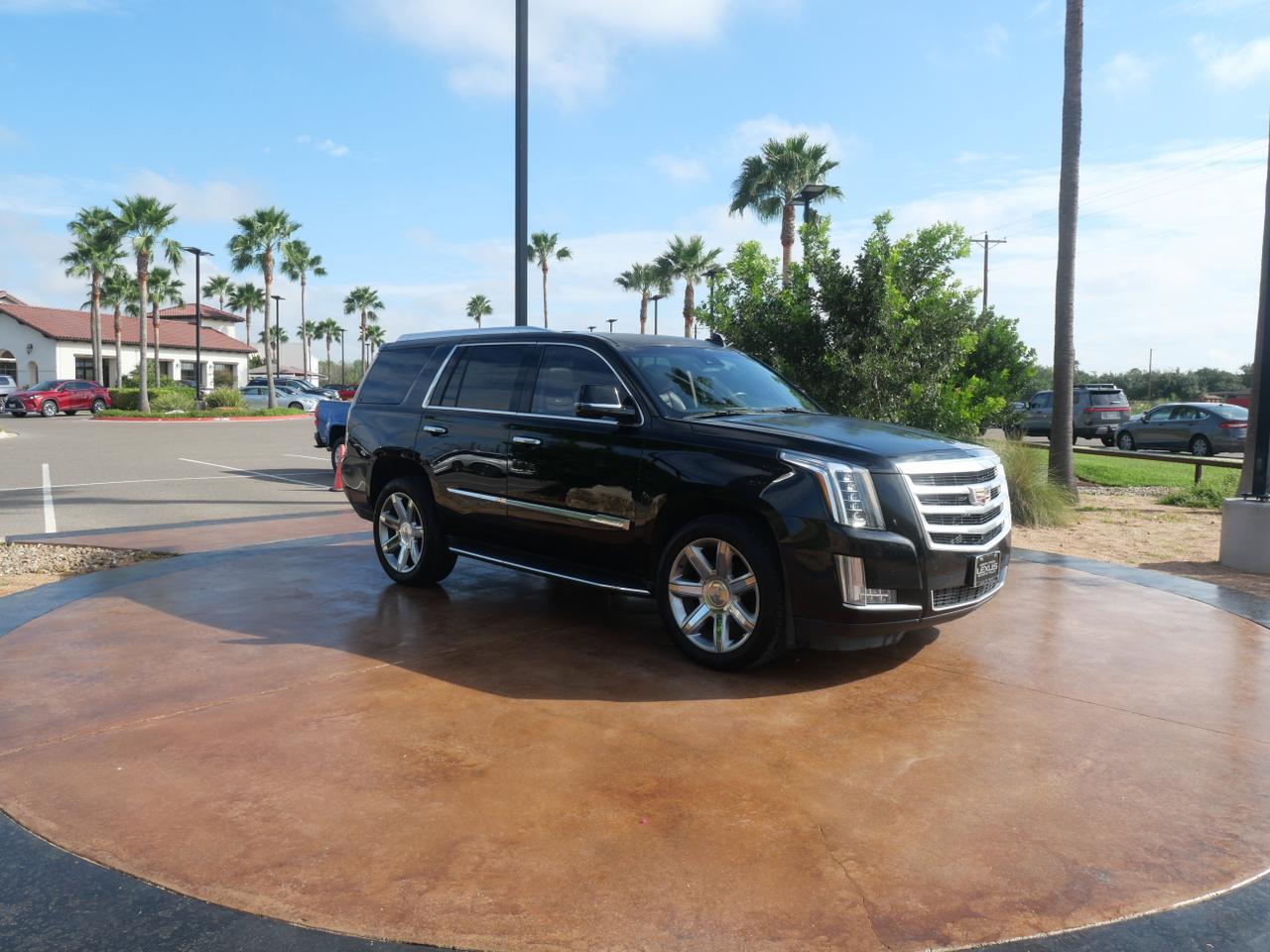 2016 Cadillac Escalade Luxury Collection