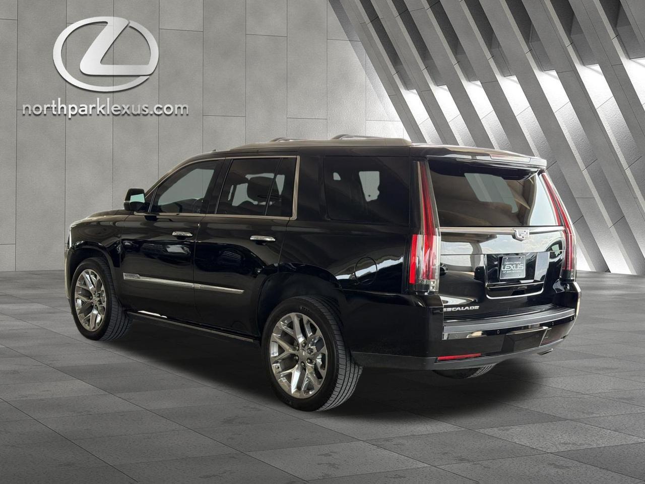 2016 Cadillac Escalade Premium Collection