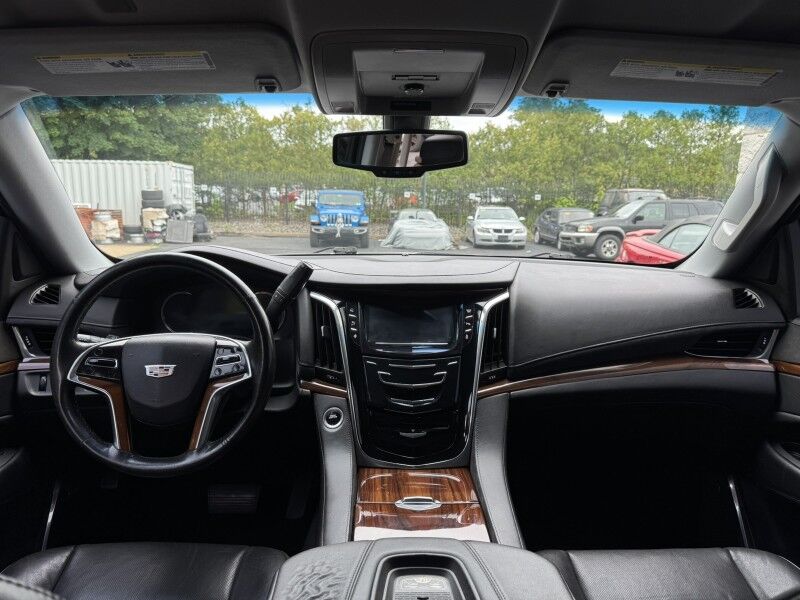 2016 Cadillac Escalade Standard Willow Grove PA