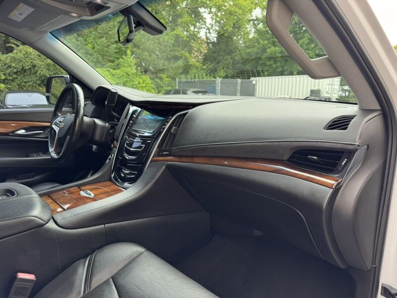 2016 Cadillac Escalade Standard Willow Grove PA