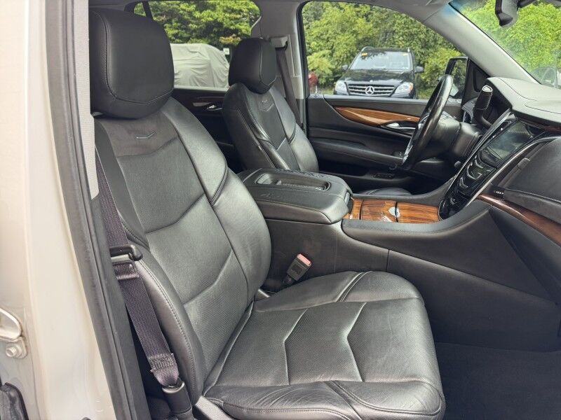 2016 Cadillac Escalade Standard Willow Grove PA