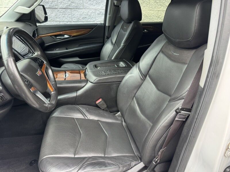 2016 Cadillac Escalade Standard Willow Grove PA