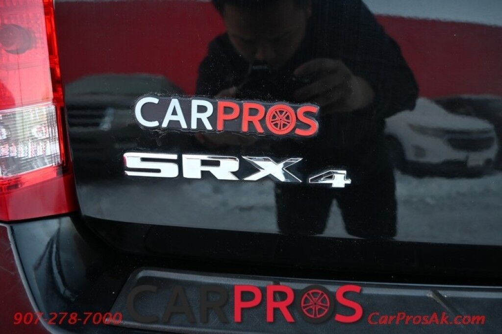 2016 Cadillac SRX Luxury Collection - AWD - Driver Awareness Package - Heated Leather Seats & Steering Wheel - Sunroof - NAV - Bose Speakers - Lane Departure & Blind Spot - Bluetooth - Backup Camera - Tow Package - Only 81K Miles Anchorage AK