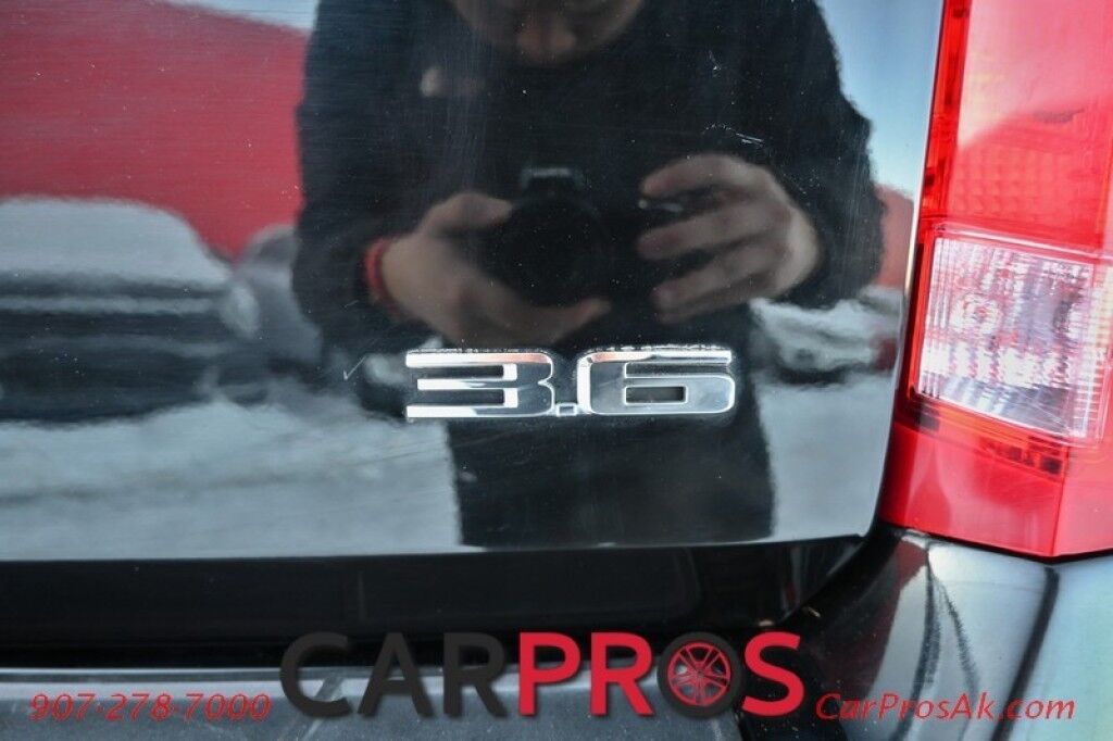 2016 Cadillac SRX Luxury Collection - AWD - Driver Awareness Package - Heated Leather Seats & Steering Wheel - Sunroof - NAV - Bose Speakers - Lane Departure & Blind Spot - Bluetooth - Backup Camera - Tow Package - Only 81K Miles Anchorage AK