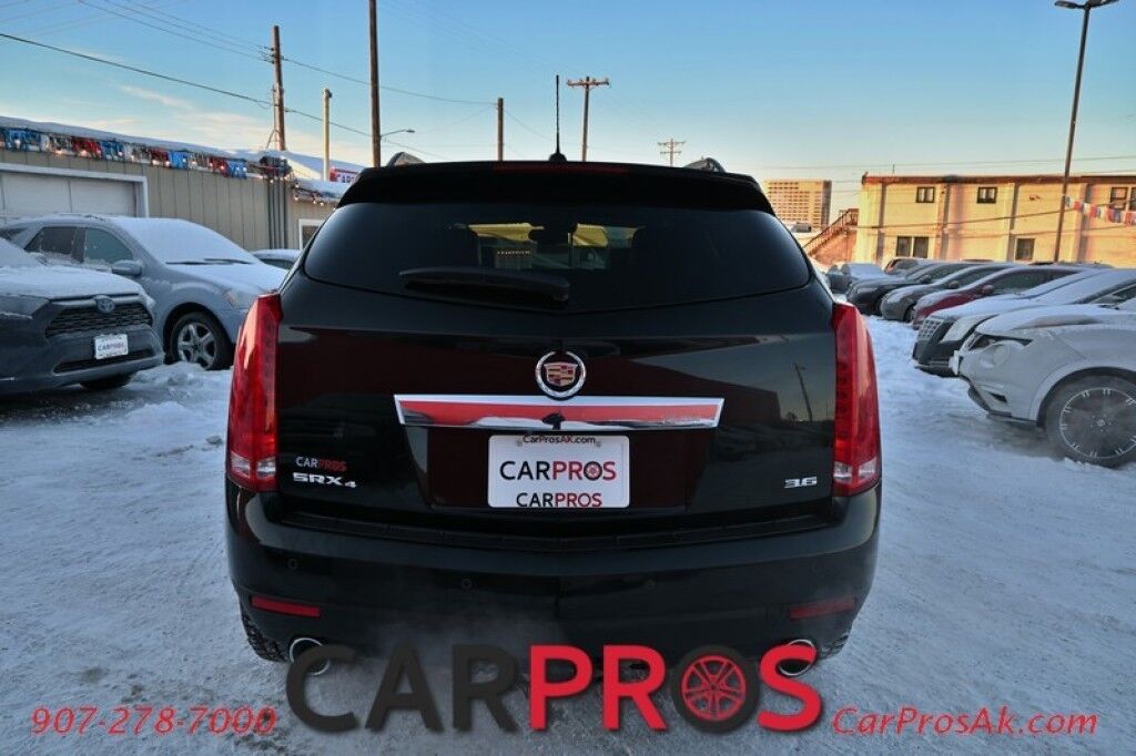 2016 Cadillac SRX Luxury Collection - AWD - Driver Awareness Package - Heated Leather Seats & Steering Wheel - Sunroof - NAV - Bose Speakers - Lane Departure & Blind Spot - Bluetooth - Backup Camera - Tow Package - Only 81K Miles Anchorage AK