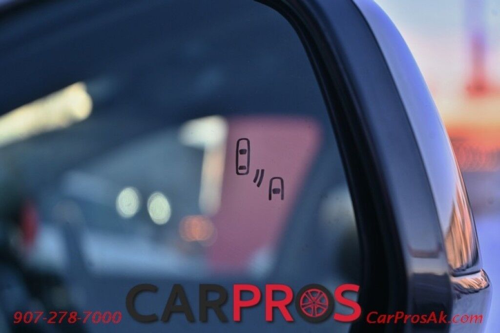 2016 Cadillac SRX Luxury Collection - AWD - Driver Awareness Package - Heated Leather Seats & Steering Wheel - Sunroof - NAV - Bose Speakers - Lane Departure & Blind Spot - Bluetooth - Backup Camera - Tow Package - Only 81K Miles Anchorage AK