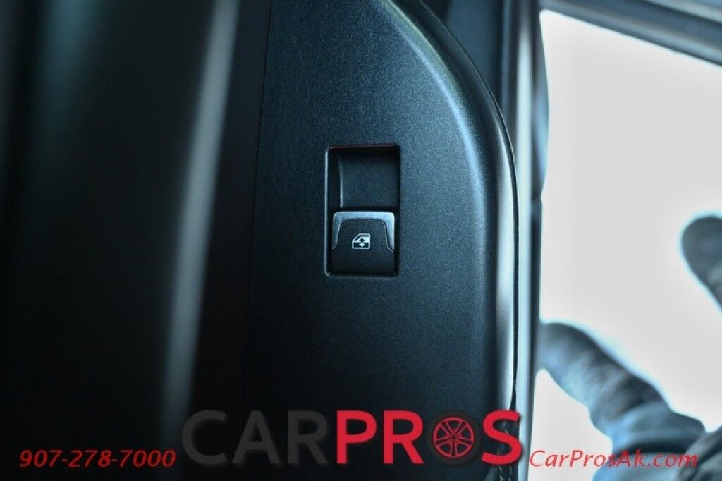 2016 Cadillac SRX Luxury Collection - AWD - Driver Awareness Package - Heated Leather Seats & Steering Wheel - Sunroof - NAV - Bose Speakers - Lane Departure & Blind Spot - Bluetooth - Backup Camera - Tow Package - Only 81K Miles Anchorage AK