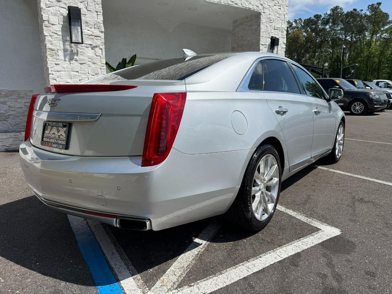 2016 Cadillac XTS 4dr Sdn Luxury Collection FWD Jacksonville FL