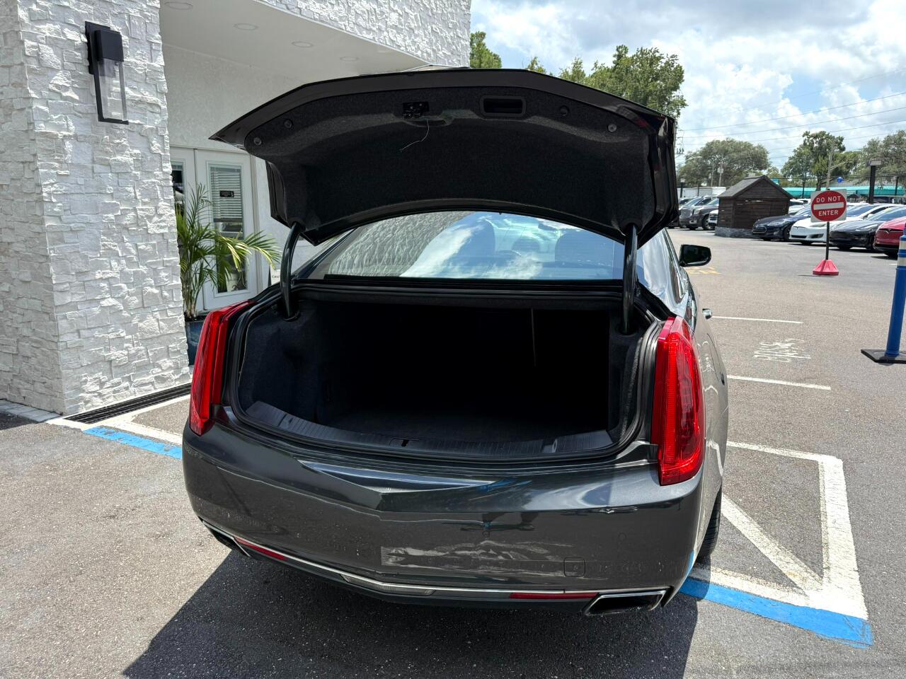 2016 Cadillac XTS 4dr Sdn Luxury Collection FWD Jacksonville FL
