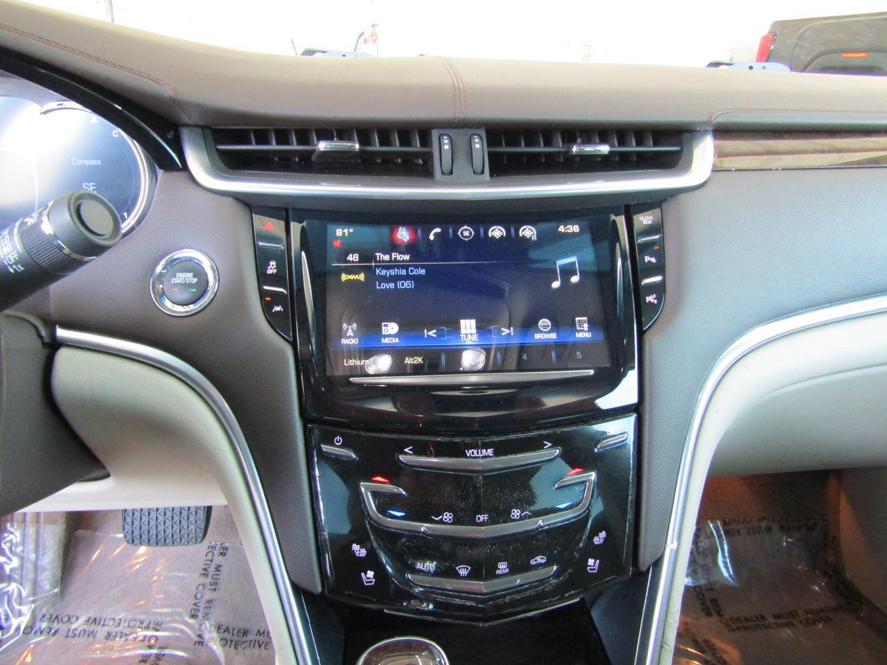 2016 Cadillac XTS 4dr Sdn Premium Collection FWD Grand Prairie TX
