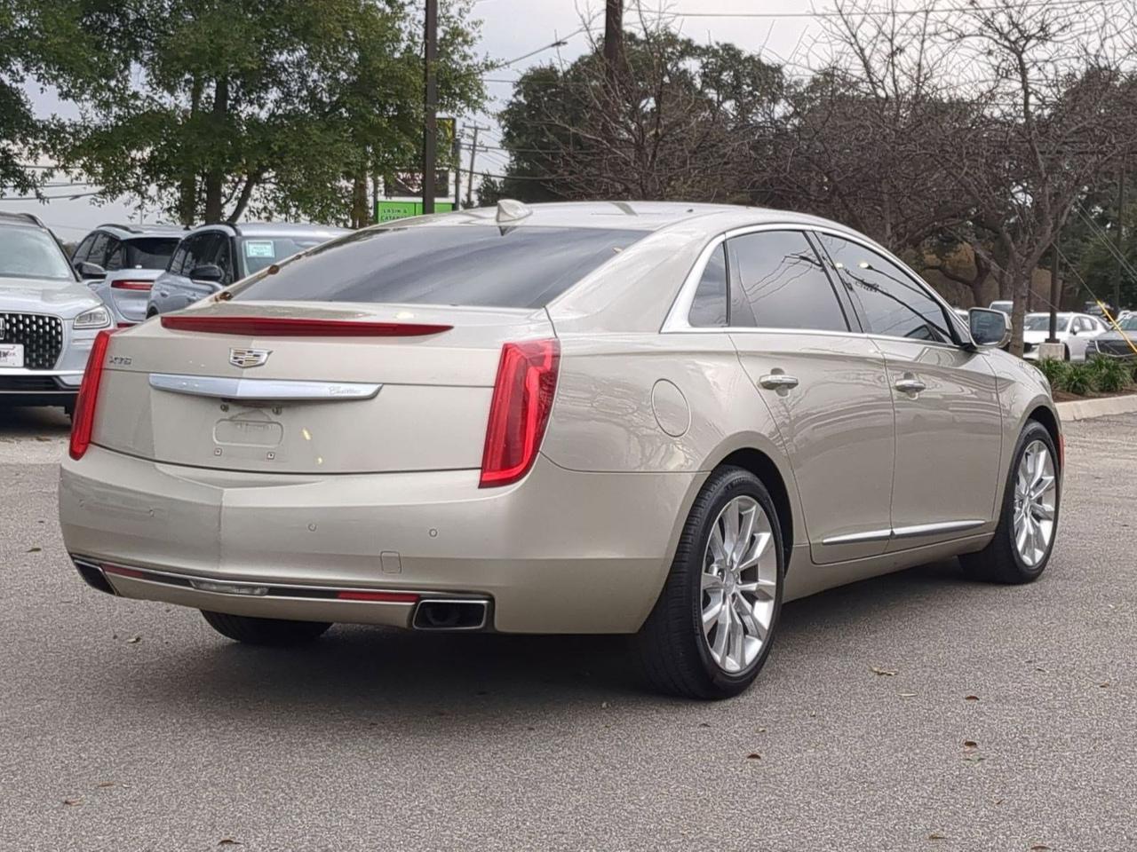 2016 Cadillac XTS Luxury Collection