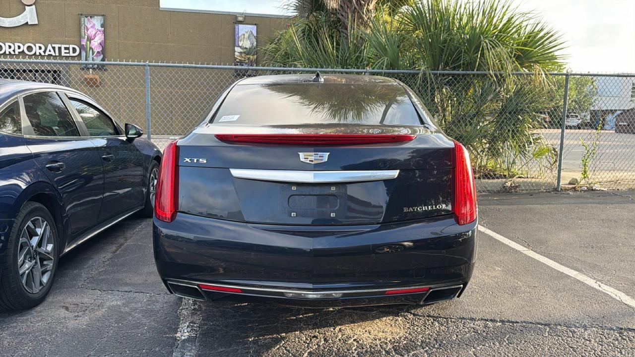 2016 Cadillac XTS Luxury Collection San Antonio TX