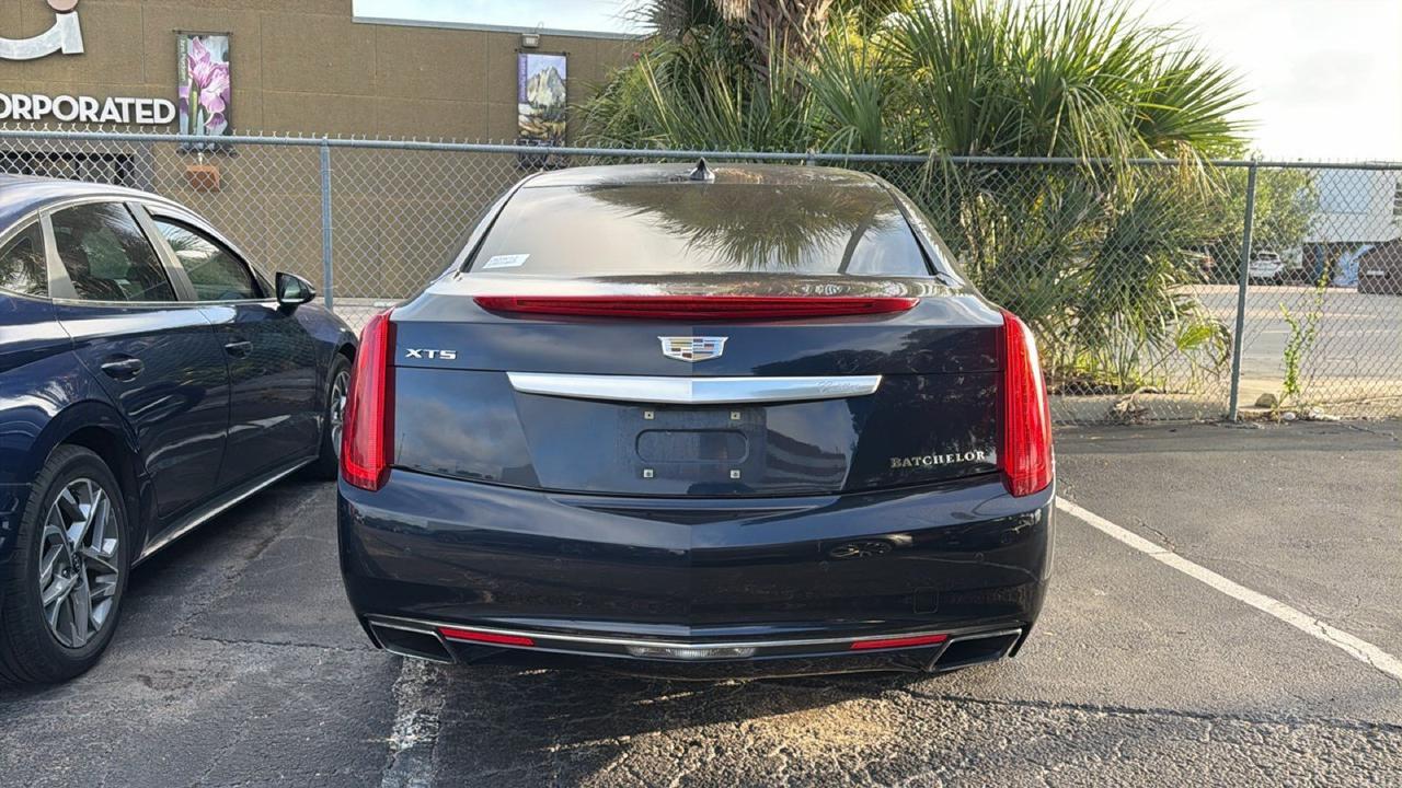 2016 Cadillac XTS Luxury Collection San Antonio TX