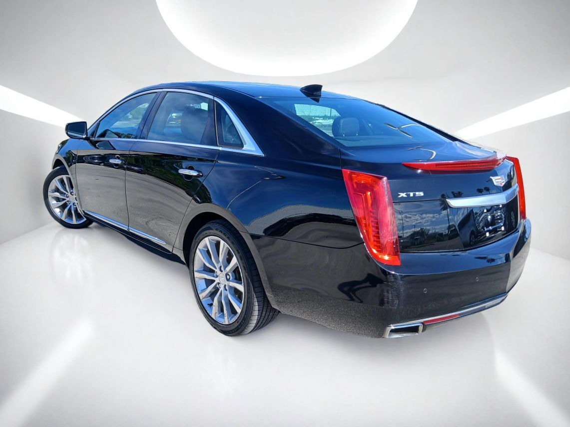 2016 Cadillac XTS Luxury Collection Sedan 4D Maitland FL
