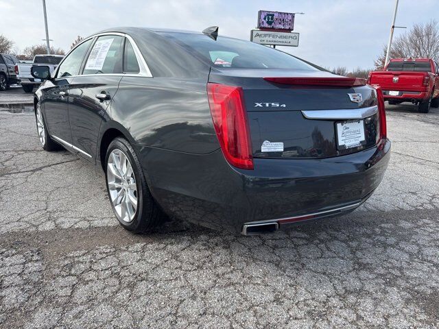 2016 Cadillac XTS Luxury Collection