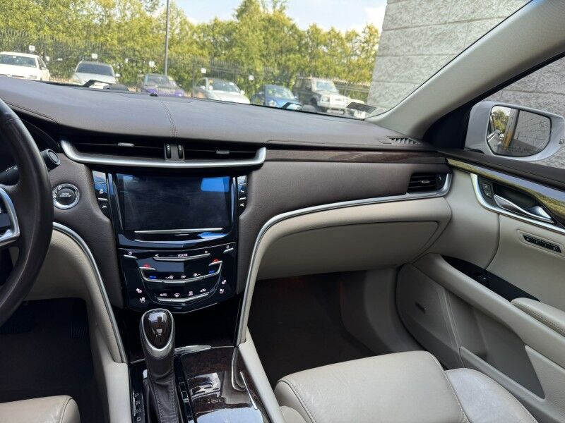 2016 Cadillac XTS Luxury Collection Willow Grove PA