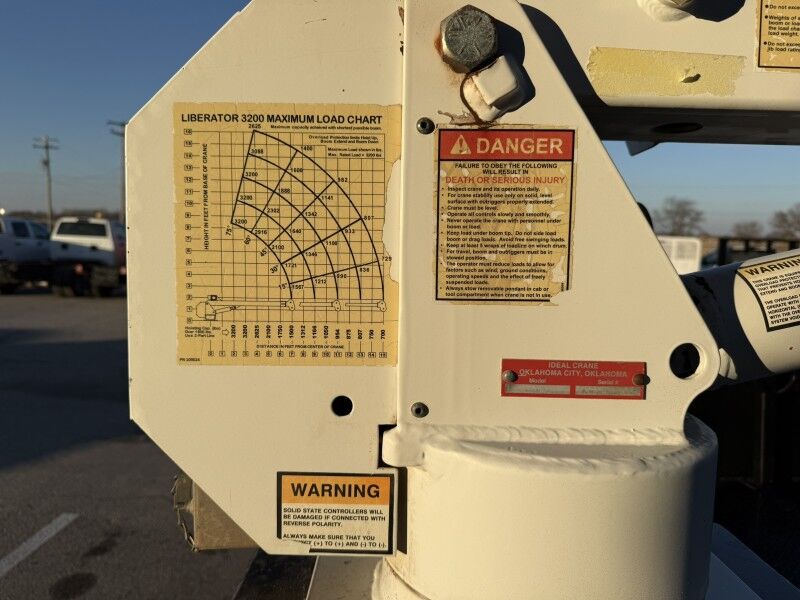 2016 Chevrolet 3500HD 4x4 Flatbed w/ Crane Work Truck Collinsville OK