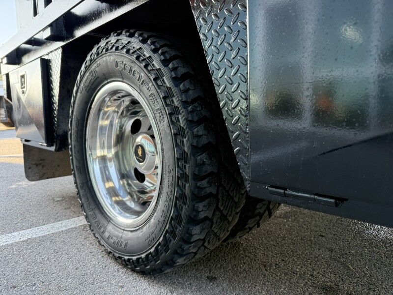 2016 Chevrolet 3500HD 4x4 Flatbed w/ Crane Work Truck Collinsville OK