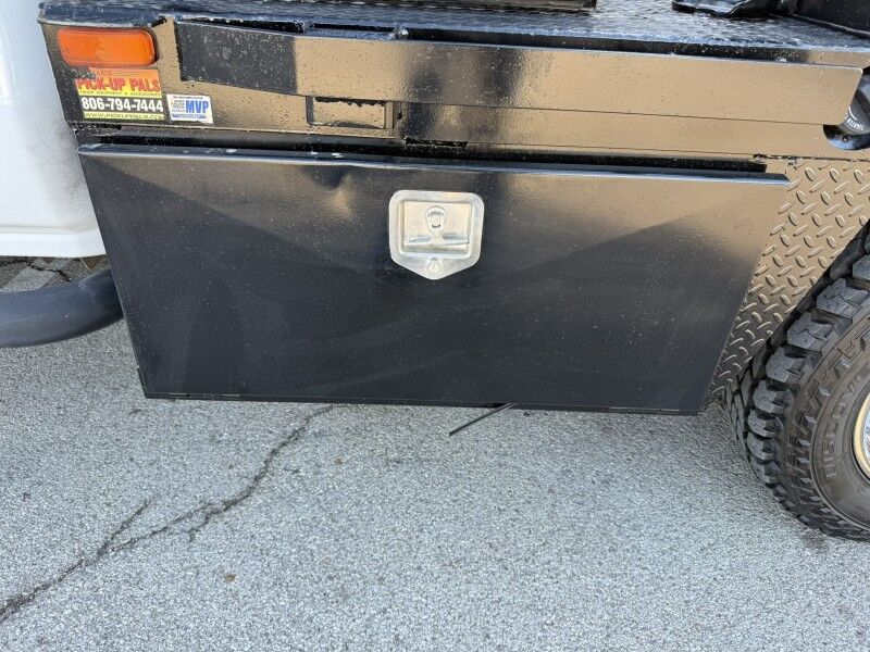 2016 Chevrolet 3500HD 4x4 Flatbed w/ Crane Work Truck Collinsville OK