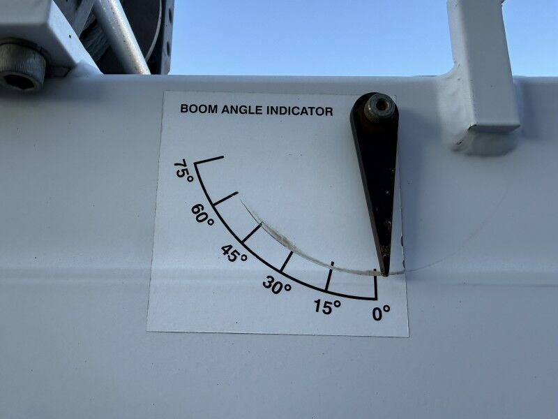 2016 Chevrolet 3500HD 4x4 Flatbed w/ Crane Work Truck Collinsville OK