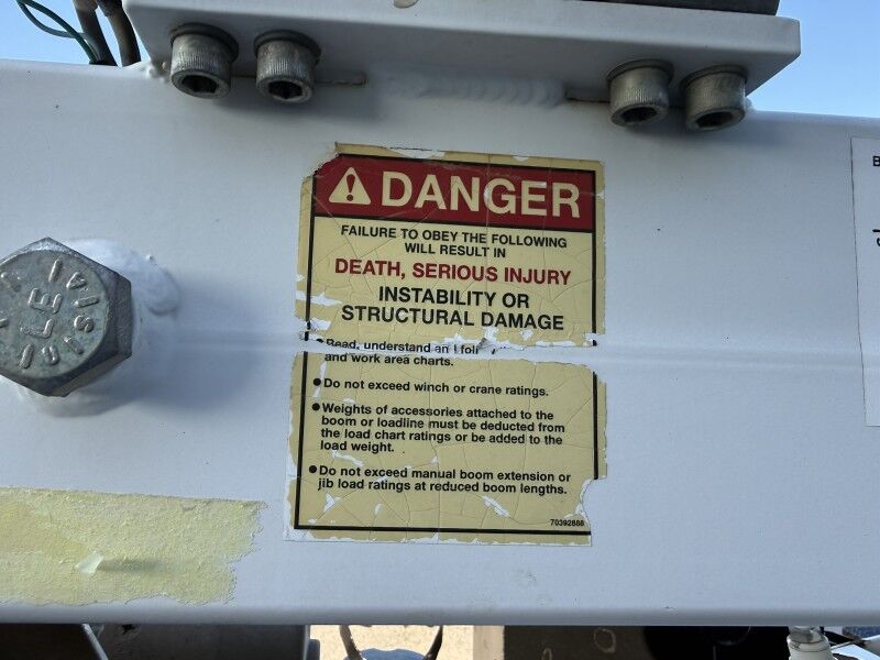 2016 Chevrolet 3500HD 4x4 Flatbed w/ Crane Work Truck Collinsville OK