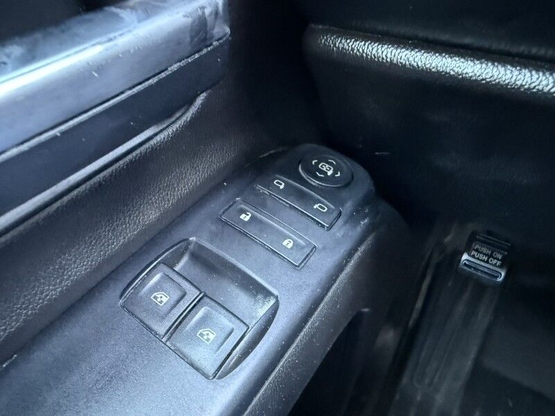 2016 Chevrolet 3500HD 4x4 Flatbed w/ Crane Work Truck Collinsville OK