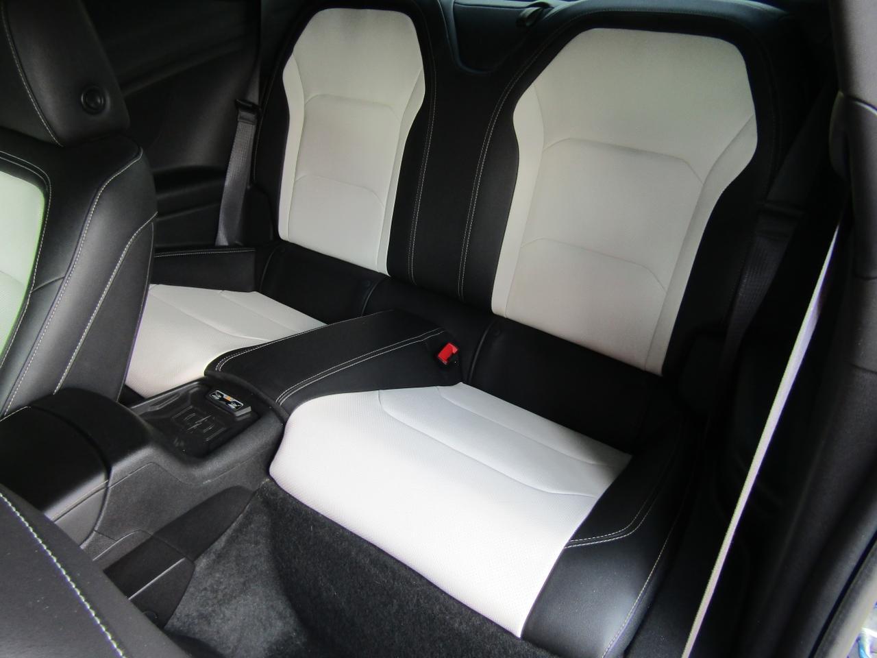 2016 Chevrolet Camaro 2dr Cpe 2LT Grand Prairie TX