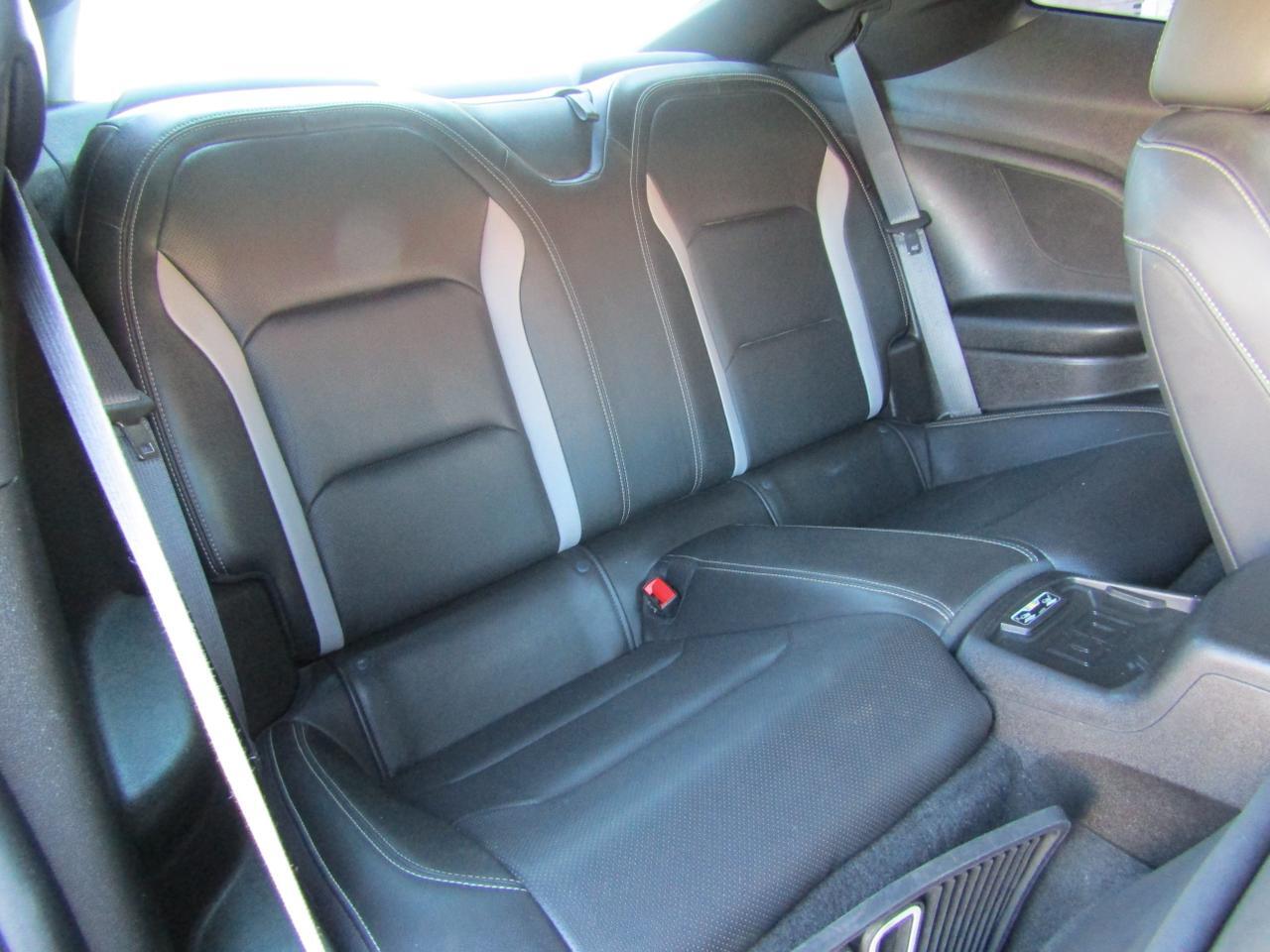 2016 Chevrolet Camaro 2dr Cpe 2LT Grand Prairie TX