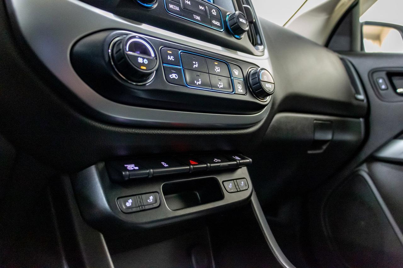 2016 Chevrolet Colorado 4x4 Crew Cab LT Diesel Leather Nav Red Deer AB