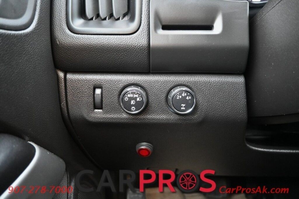 2016 Chevrolet Colorado LT - 4X4 - 3.6L V6 - Crew Cab - Front Leather Heated Seats - Fog Lights - Block Heater - Remote Start - Keyless Entry - Bluetooth - Automatic Climate Control - 1 Owner Anchorage AK