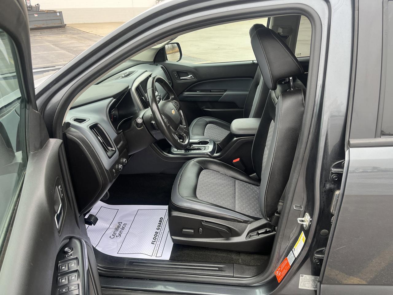 2016 Chevrolet Colorado Z71 Crew Cab 4WD 3.6L Heavy-DutyTraileringPkg w/Nav Bose HeatedSeats FloorLiners Saukville WI