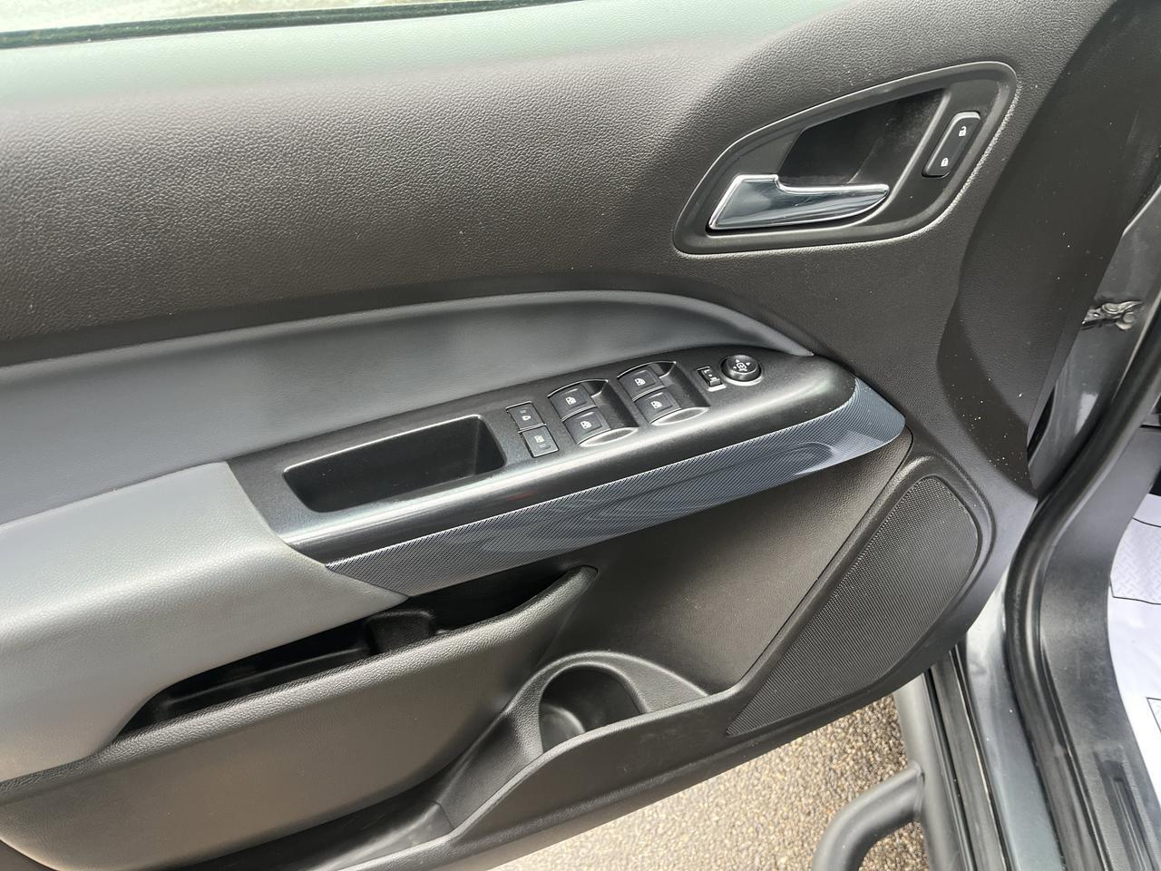 2016 Chevrolet Colorado Z71 Crew Cab 4WD 3.6L Heavy-DutyTraileringPkg w/Nav Bose HeatedSeats FloorLiners Saukville WI