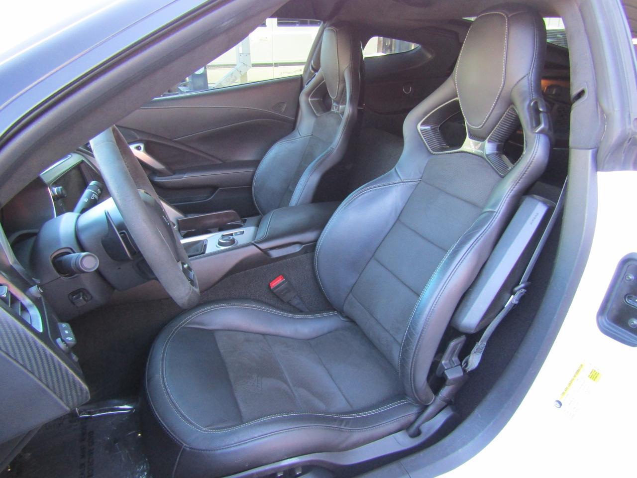 2016 Chevrolet Corvette 2dr Stingray Z51 Cpe w/3LT Grand Prairie TX