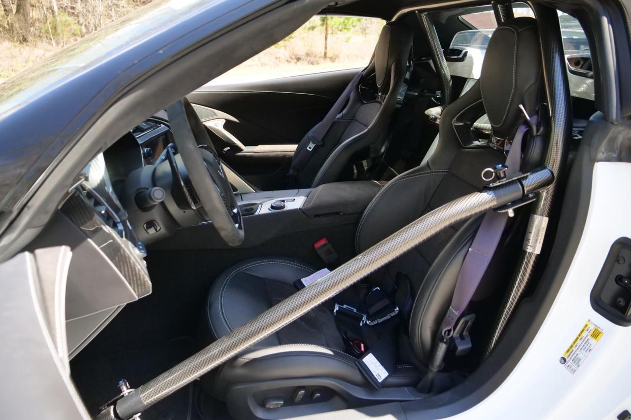 2016 Chevrolet Corvette Z06 3LZ Convertible photo 4