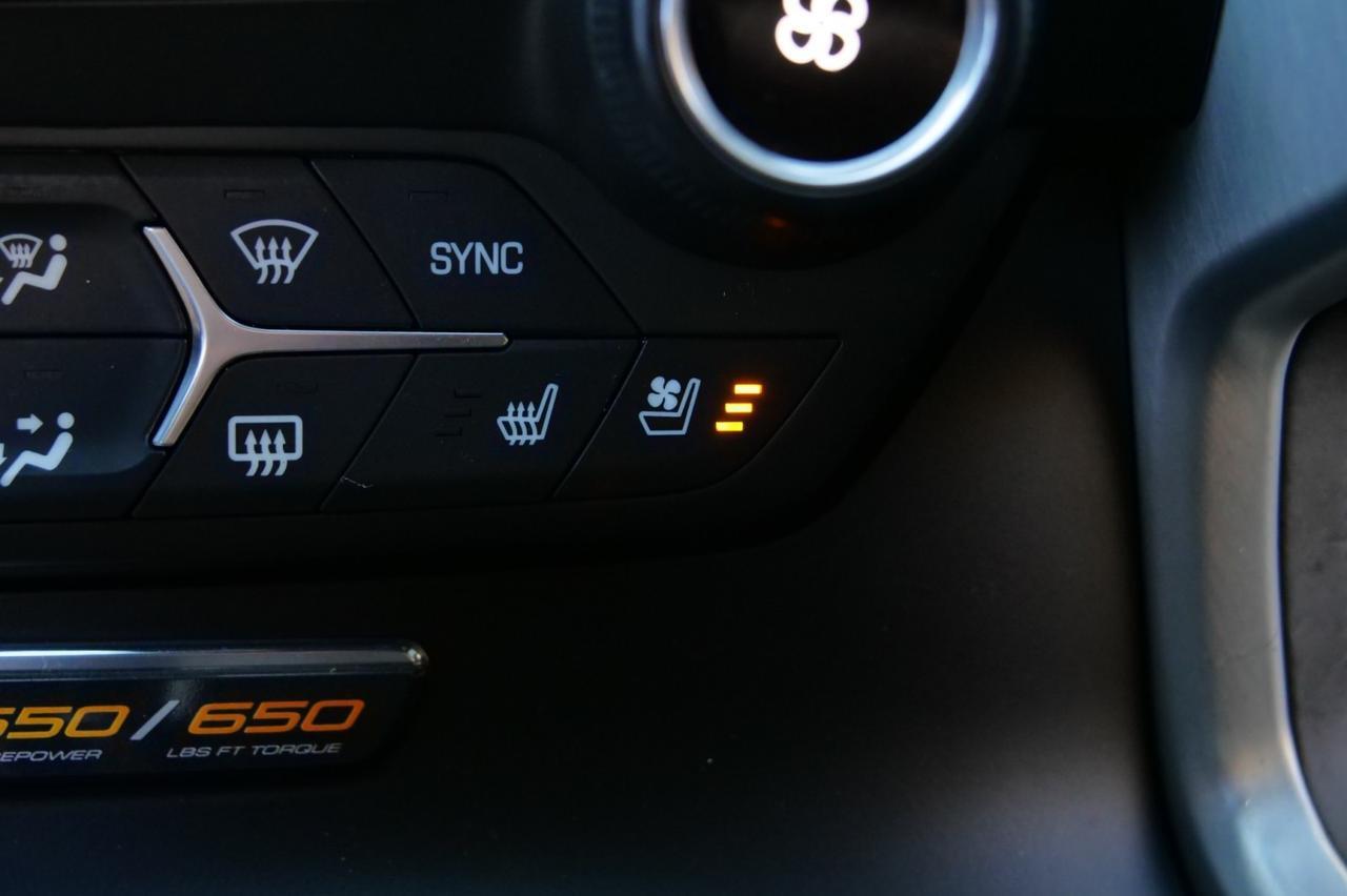 2016 Chevrolet Corvette Z06 3LZ / Z07 Performance PKG / Carbon Ceramic Brakes! Lincolnton NC