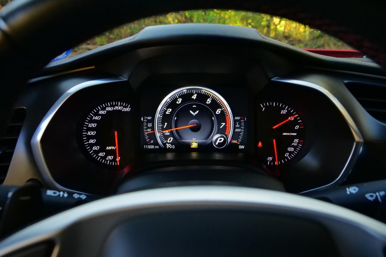 2016 Chevrolet Corvette Z06 3LZ / Z07 Performance PKG / Carbon Ceramic Brakes! Lincolnton NC