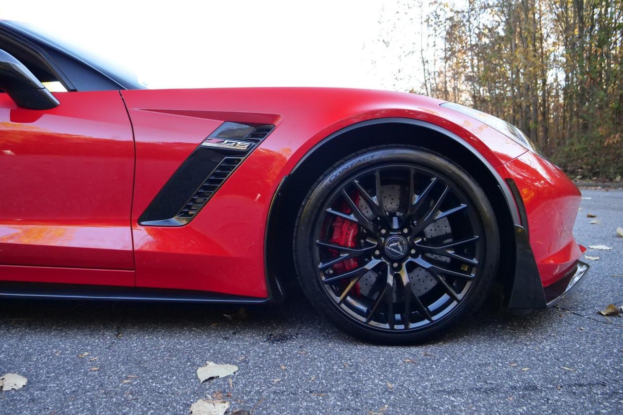 2016 Chevrolet Corvette Z06 3LZ / Z07 Performance PKG / Carbon Ceramic Brakes! Lincolnton NC