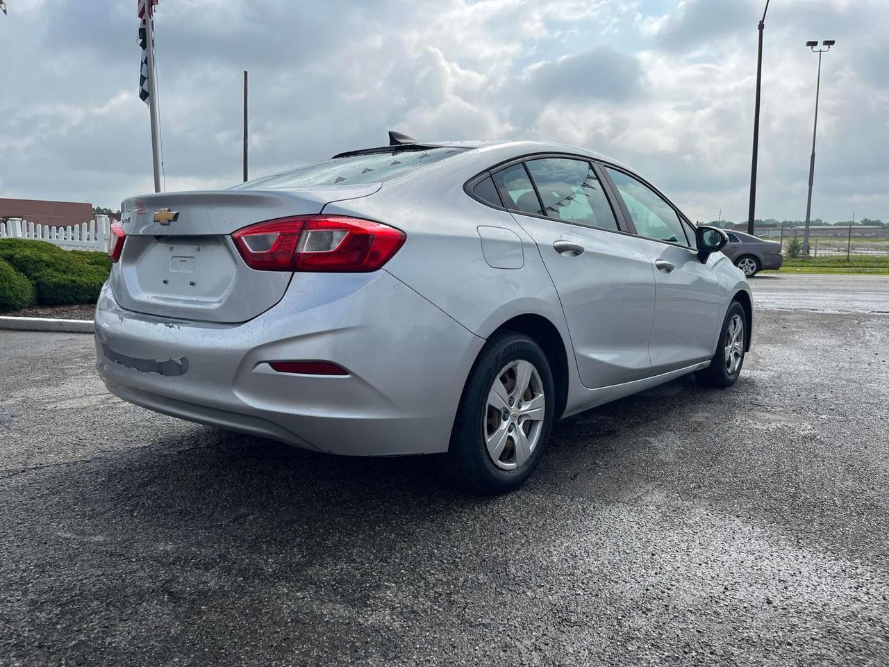 2016 Chevrolet Cruze 4dr Sdn Auto LS Indianapolis IN